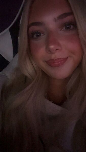777keely Голи Изтичания OnlyFans Снимки 18