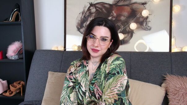 Adele Handy Голи Изтичания OnlyFans Снимки 1