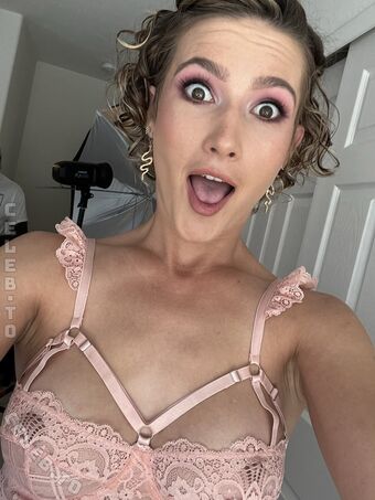 Ahanu Reed Голи Изтичания OnlyFans Снимки 69