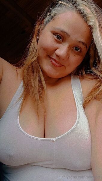 ailennd Голи Изтичания OnlyFans Снимки 8