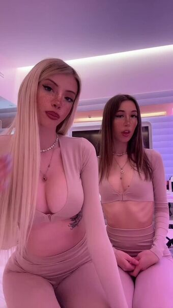 Alessia Голи Изтичания OnlyFans Снимки 13