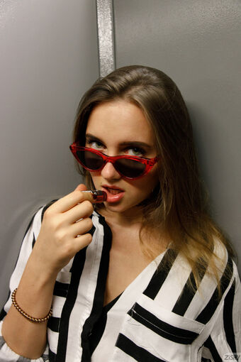 Alevtina Batman Голи Изтичания OnlyFans Снимки 12