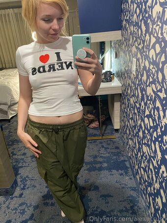 alexacrush Голи Изтичания OnlyFans Снимки 1
