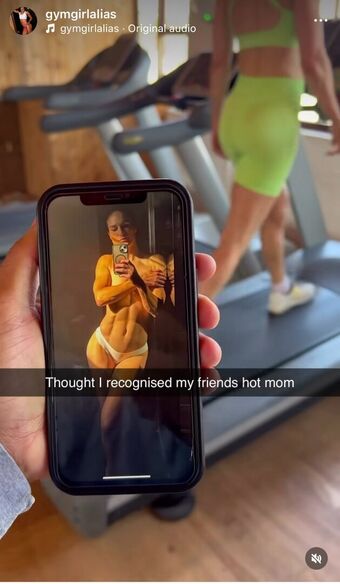 Alias Rose Голи Изтичания OnlyFans Снимки 3