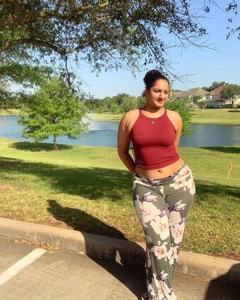 Alisha Swaidan Голи Изтичания OnlyFans Снимки 8