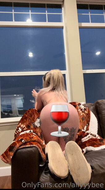 allyyybee Голи Изтичания OnlyFans Снимки 10