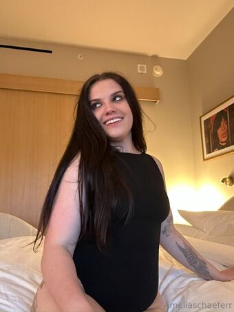 ameliaschaeferr