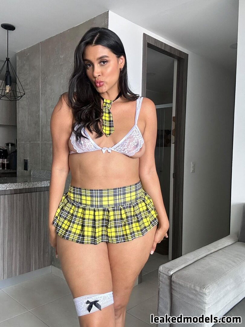 Andreaguti  Avrilsecretary  andrea_guti_of Голи Изтичания OnlyFans Снимки  8 - Изтекли Модели