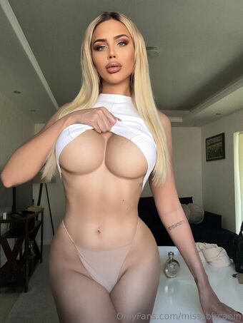 Andreana Bircanin Голи Изтичания OnlyFans Снимки 1
