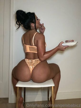 Angela Babicz Голи Изтичания OnlyFans Снимки 22