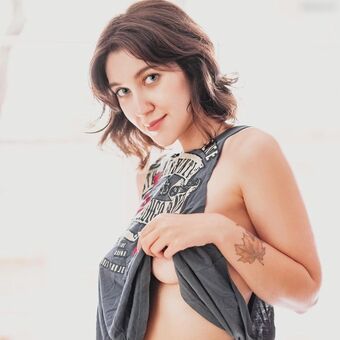 Anie Голи Изтичания OnlyFans Снимки 4
