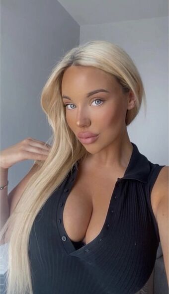 Anna Curley