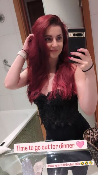 AnnieFuchsia