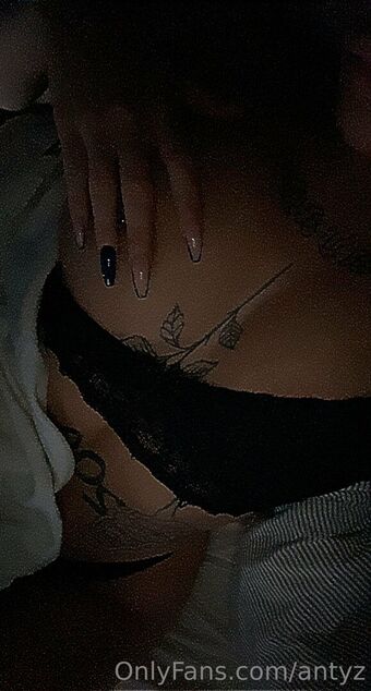 antyz Голи Изтичания OnlyFans Снимки 9