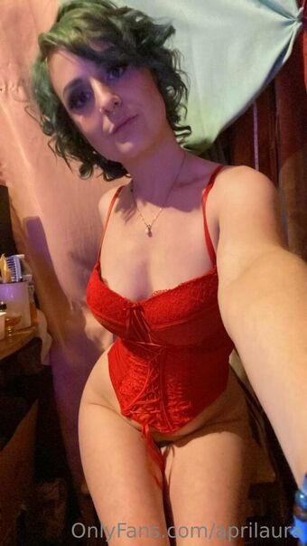 aprilaura Голи Изтичания OnlyFans Снимки 18