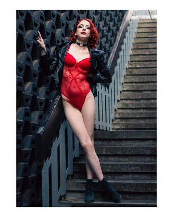 Asmodena Голи Изтичания OnlyFans Снимки 15