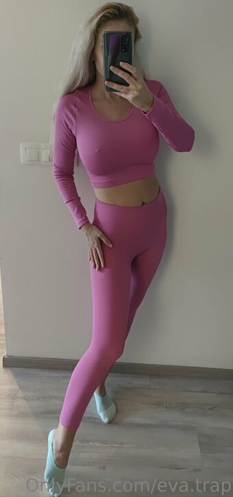 asstini Голи Изтичания OnlyFans Снимки 12