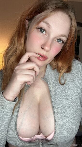 astridwhitakerx