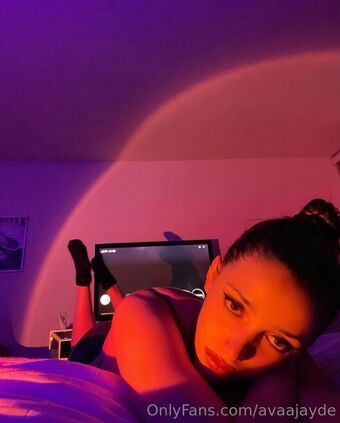 Ava Jayde Голи Изтичания OnlyFans Снимки 10