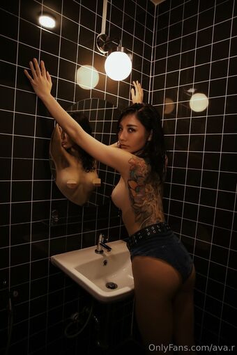 Ava.R Голи Изтичания OnlyFans Снимки 23