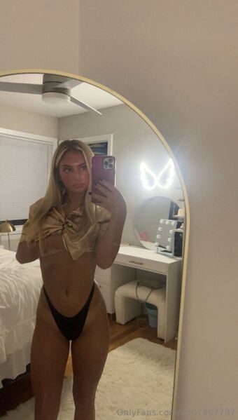 Averybennett Голи Изтичания OnlyFans Снимки 20