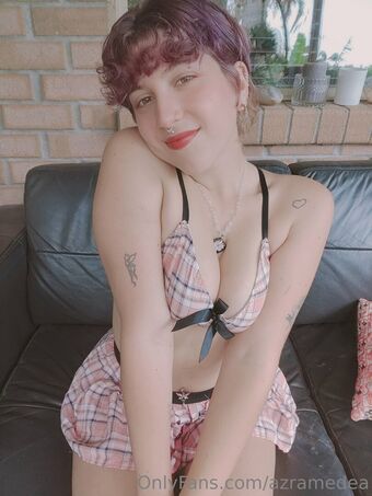 azramedea Голи Изтичания OnlyFans Снимки 50