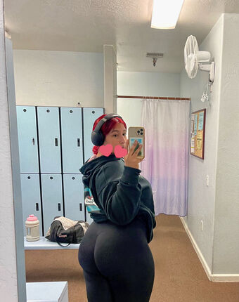 B4byjay Голи Изтичания OnlyFans Снимки 8