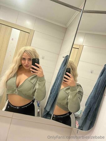 barbiesizebabe Голи Изтичания OnlyFans Снимки 8
