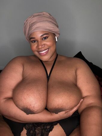 bbwfixate Голи Изтичания OnlyFans Снимки 2