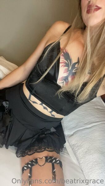 beatrixgrace Голи Изтичания OnlyFans Снимки 18