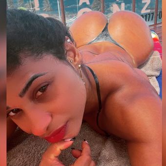 Becaedf Голи Изтичания OnlyFans Снимки 2