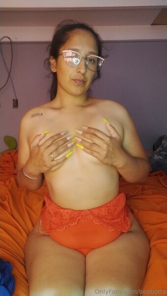 beebotta Голи Изтичания OnlyFans Снимки 29