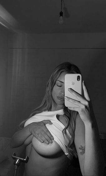 belonly Голи Изтичания OnlyFans Снимки 30