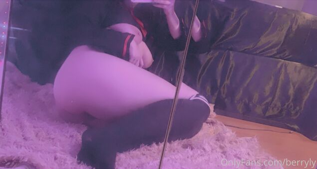 berryly Голи Изтичания OnlyFans Снимки 29