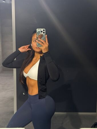 Bianca Recidocruz Голи Изтичания OnlyFans Снимки 20