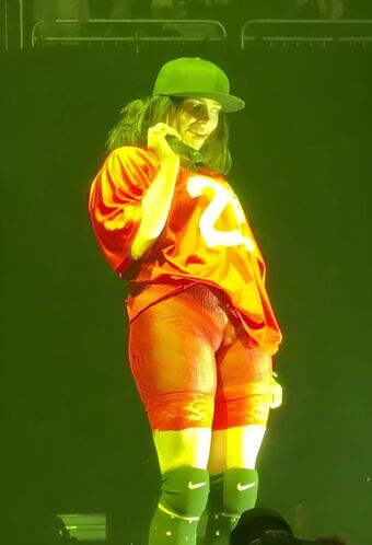 Billie Eilish Голи Изтичания OnlyFans Снимки 1319