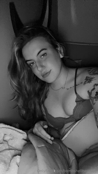 bombshellbethany Голи Изтичания OnlyFans Снимки 18