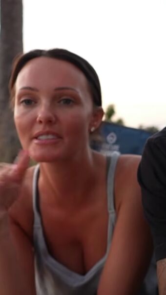 Brittney Atwood | Brittney Smith Голи Изтичания OnlyFans Снимки 36