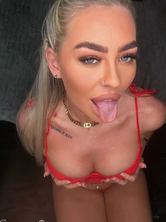 caflt Голи Изтичания OnlyFans Снимки 4
