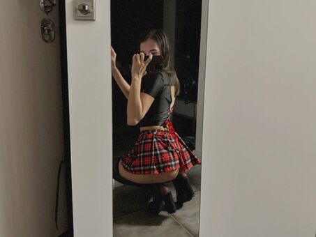 Camilla Голи Изтичания OnlyFans Снимки 119