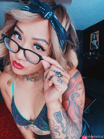 Carolinehellcat Голи Изтичания OnlyFans Снимки 2