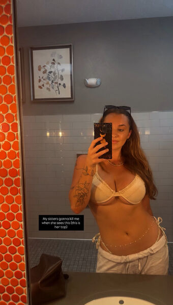 Casey M Голи Изтичания OnlyFans Снимки 6