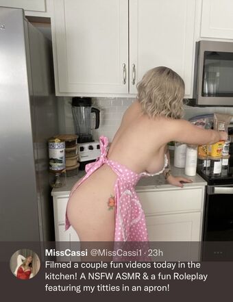 Cassi ASMR Голи Изтичания OnlyFans Снимки 3