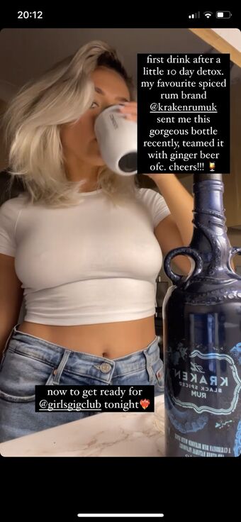 ch32 Голи Изтичания OnlyFans Снимки 12