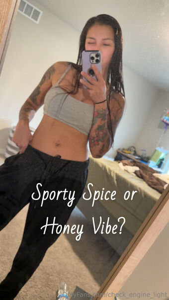 check_engine_light Голи Изтичания OnlyFans Снимки 20