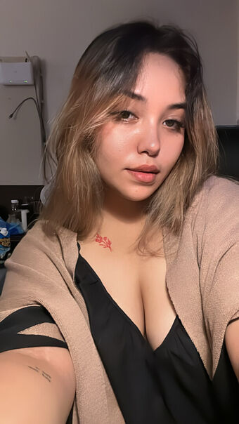 ChizzCakeee Голи Изтичания OnlyFans Снимки 6