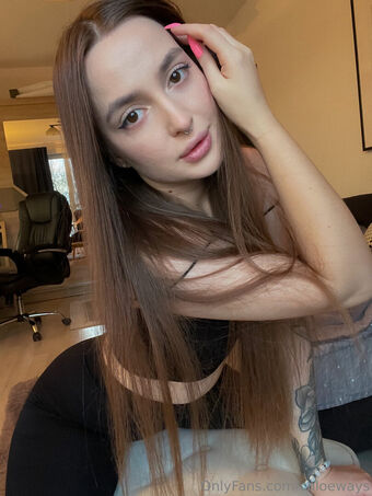 chloeways Голи Изтичания OnlyFans Снимки 19