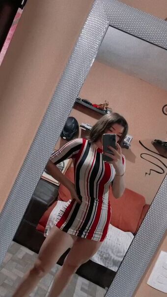 Cielo Muñoz Голи Изтичания OnlyFans Снимки 6