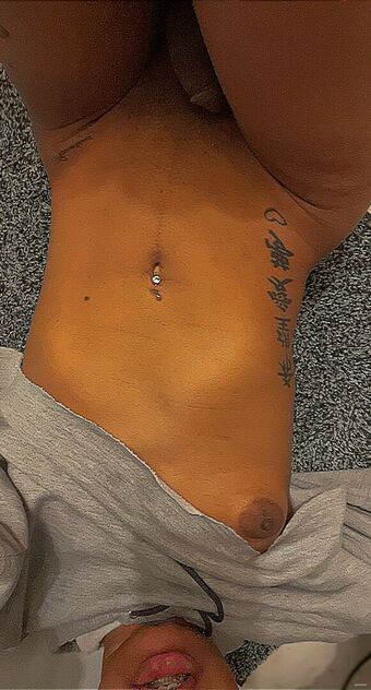 cloudyvi_ Голи Изтичания OnlyFans Снимки 5