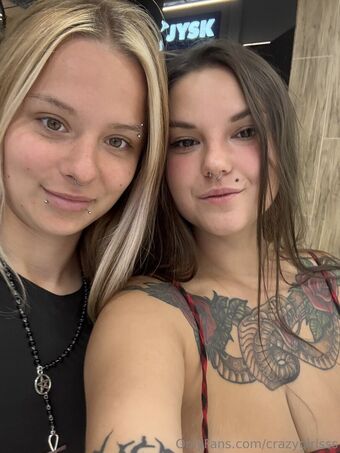 crazygirlsss Голи Изтичания OnlyFans Снимки 4